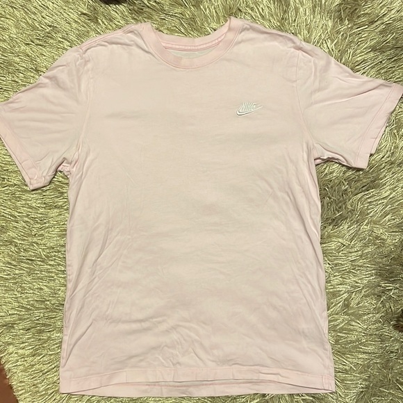 THE Nike Tee Short Sleeve Light Pink‎ Woman’s Shirt Size Medium - Picture 1 of 8
